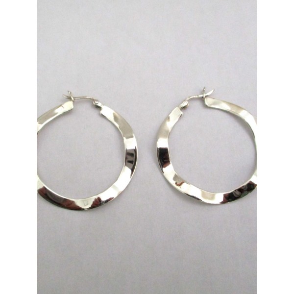 Boucles d'Oreilles Créoles en Argent Martelé