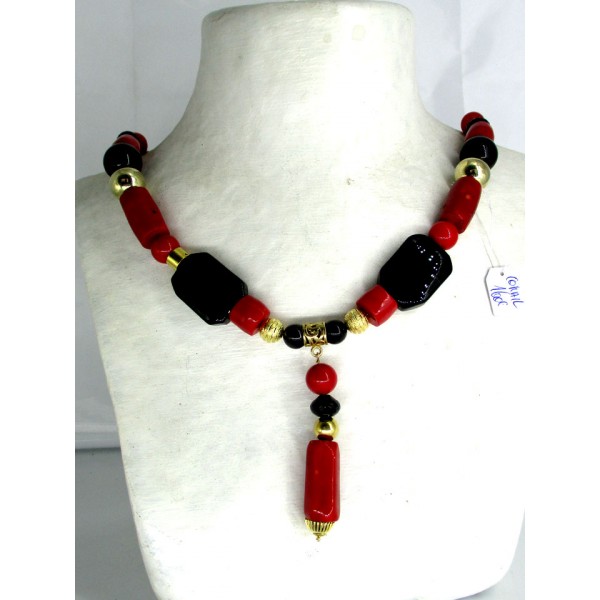 Collier Long Vintage avec Corail et Agate