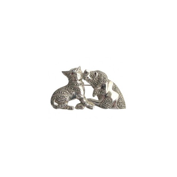Broche De Style Retro Chat En Argent Avec Rubis Broche De Style Retro Chat En Argent Avec Rubis