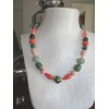 Collier vintage avec pierre de corail, malachites et aventurines