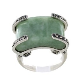 Bague Art déco Ovale en Argent avec Jade Vert