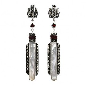 Boucles d'oreilles Pendantes anciennes en Argent avec nacre et Grenat