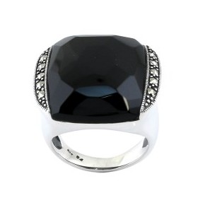 Bague Vintage à Facettes en Argent et Onyx Noire