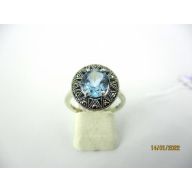 Bague Vintage en Argent avec Pierre de Topaze Bleue