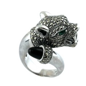 Bague Art Déco Panthère en Argent avec Onyx et émeraude