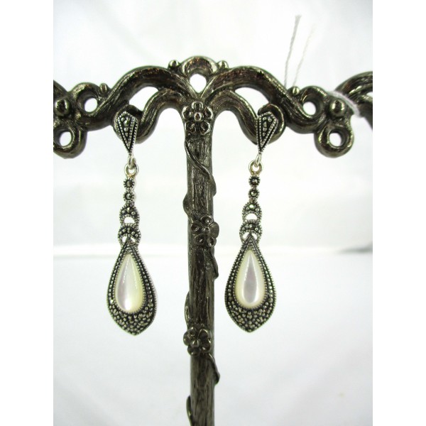 Boucles d'Oreilles pendantes Art Déco en Argent et Nacre