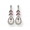 Boucles d'Oreilles Vintage Pendantes en Perles de Culture et Rubis