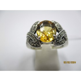 Bague Rétro en Argent et Citrine