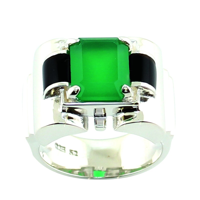 Bague tank en argent sertie de jade et de zirconium