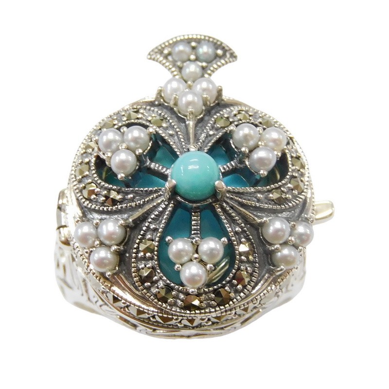 Bague vintage sertie de perles et de turquoises