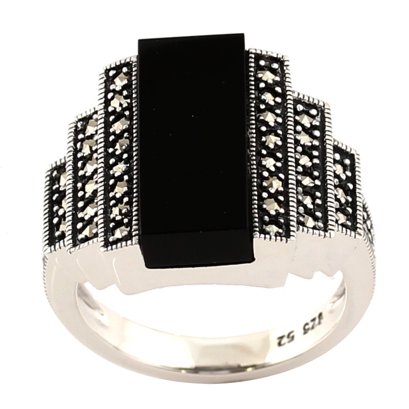 Bague art déco en escalier